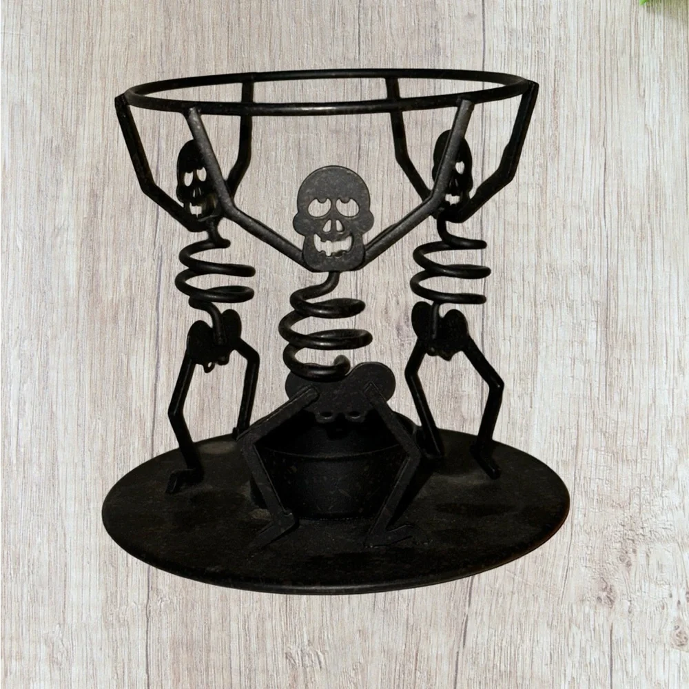PartyLite Mr. Bones HALLOWEEN Aroma Melts Wax Warmer Retired P8603 Black Metal. - Picture 16 of 16